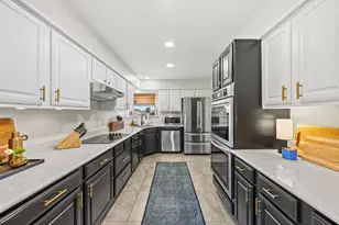 1940 Clearwater Trail, Carrollton, TX 75010 - Photo 6