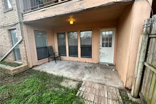 804 Cullum A Ct, Hurst, TX 76053 - Photo 28