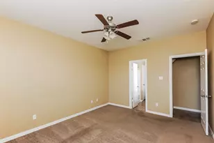 229 Kennedy Dr, Crowley, TX 76036 - Photo 10