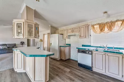 3714 Utah Trail, Granbury, TX 76048 - Photo 14