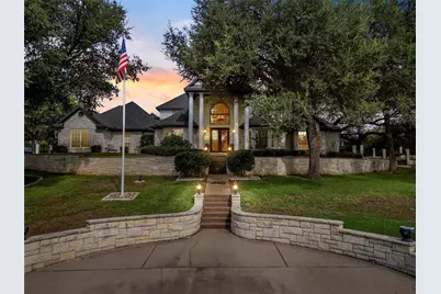 417 Keys Creek Drive, Waco, TX 76708 - Photo 2