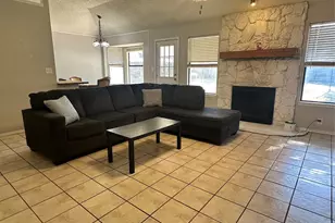 2512 Harmony Ct, Arlington, TX 76015 - Photo 10