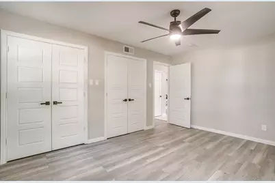 2536 Daisy Lane, Fort Worth, TX 76111 - Photo 26