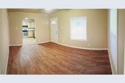 2112 W Bond Street, Denison, TX 75020 - Photo 4