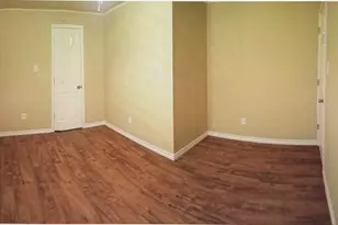 2112 W Bond St, Denison, TX 75020 - Photo 12