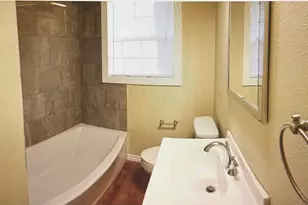 2112 W Bond St, Denison, TX 75020 - Photo 10