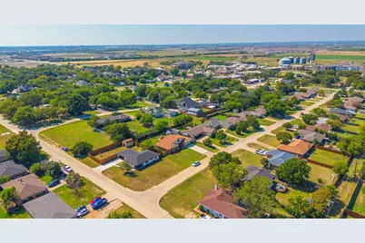 310 E 6th Street, Prosper, TX 75078 - Photo 28