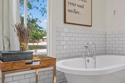 724 N 19th Street, Waco, TX 76707 - Photo 18