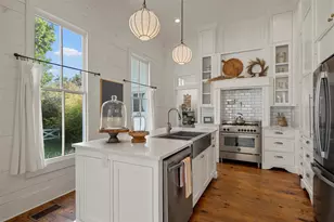 724 N 19th St, Waco, TX 76707 - Photo 10