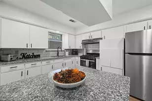 7419 Neuhoff Dr, Dallas, TX 75217 - Photo 8