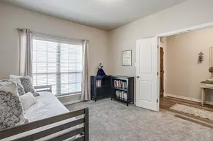 1023 Saint Andrews Dr, Burleson, TX 76028 - Photo 30