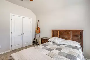 1023 Saint Andrews Dr, Burleson, TX 76028 - Photo 28