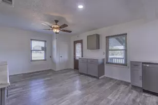 2300 Conveyor Dr, Burleson, TX 76028 - Photo 10