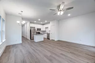 412 E 7th St, Bonham, TX 75418 - Photo 2