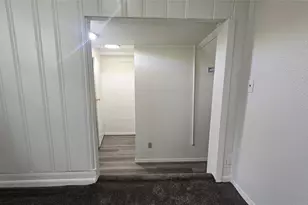 1015 S Welch Street S, Denton, TX 76201 - Photo 8