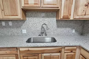 1015 S Welch Street S, Denton, TX 76201 - Photo 16