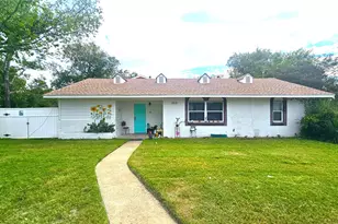 1015 S Welch Street S, Denton, TX 76201 - Photo 1