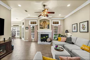 1505 Leaning Oak Ln, Cleburne, TX 76033 - Photo 8