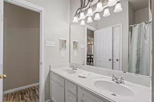 1505 Leaning Oak Ln, Cleburne, TX 76033 - Photo 24