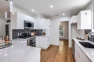 2302 Stone Glen Ln, Carrollton, TX 75007 - Photo 12