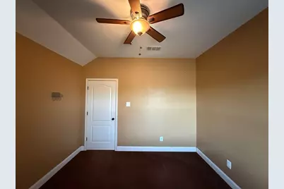 117 Hanover Street, Grand Prairie, TX 75052 - Photo 34