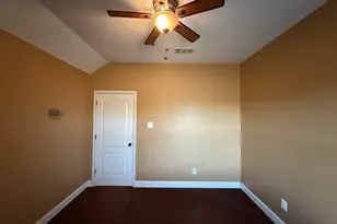 117 Hanover St, Grand Prairie, TX 75052 - Photo 34