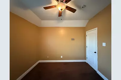 117 Hanover Street, Grand Prairie, TX 75052 - Photo 32