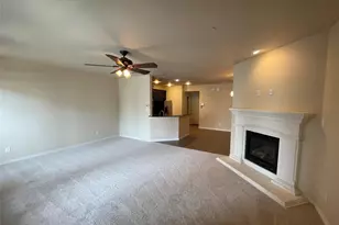 4240 Comanche Dr, Carrollton, TX 75010 - Photo 4