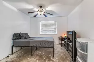 705 Valiant Cir, Garland, TX 75043 - Photo 6