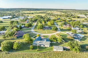 105 Riverside Dr, Mineral Wells, TX 76067 - Photo 36