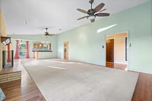 105 Riverside Dr, Mineral Wells, TX 76067 - Photo 8