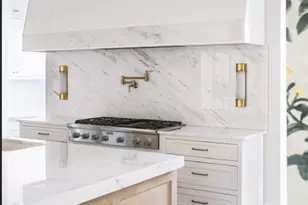 10128 Coppedge Ln, Dallas, TX 75229 - Photo 10