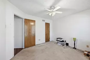 117 Oakhaven Dr, Grand Prairie, TX 75050 - Photo 16