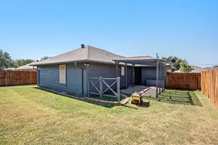 602 McAnear St, Cleburne, TX 76033 - Photo 24