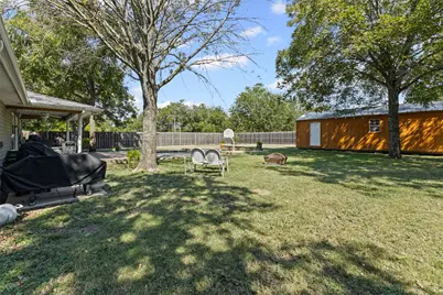 208 W Allen Avenue, Godley, TX 76044 - Photo 26