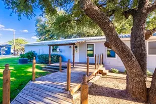 4713 Fox Hollow Rd, Possum Kingdom Lake, TX 76450 - Photo 8