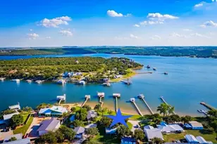 4713 Fox Hollow Rd, Possum Kingdom Lake, TX 76450 - Photo 1