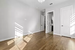 2812 Orchid St, Carrollton, TX 75007 - Photo 6