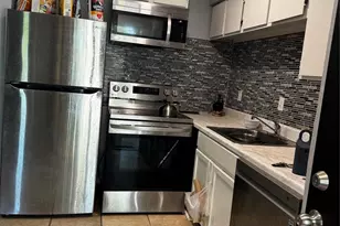 8110 Skillman St, Dallas, TX 75231 - Photo 12