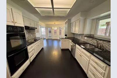 9112 Westwood Shores Drive, Fort Worth, TX 76179 - Photo 18