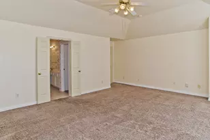 426 Richmond St, Irving, TX 75063 - Photo 22