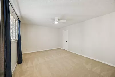 6742 E Northwest Highway, Dallas, TX 75231 - Photo 24
