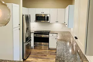 4122 Avondale Ave, Dallas, TX 75219 - Photo 4