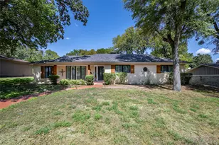 5017 Boulder Lake Rd, Fort Worth, TX 76103 - Photo 1