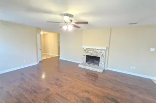 8409 Cotton Valley Ln, Arlington, TX 76002 - Photo 6