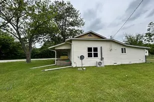 239 Ranch Rd, Joshua, TX 76058 - Photo 4