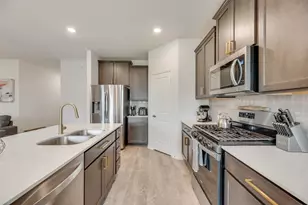 10613 Ponderosa Trl, Aubrey, TX 76227 - Photo 6