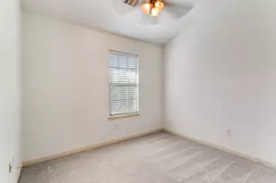 1475 Chase Ln, Irving, TX 75063 - Photo 20