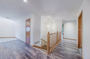 8418 Golf Club Cir, Fort Worth, TX 76179 - Photo 6