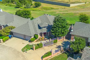 8418 Golf Club Cir, Fort Worth, TX 76179 - Photo 4